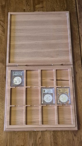Pcgs coin holder - holder, slabs